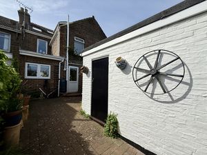 Photo 21- click for photo gallery